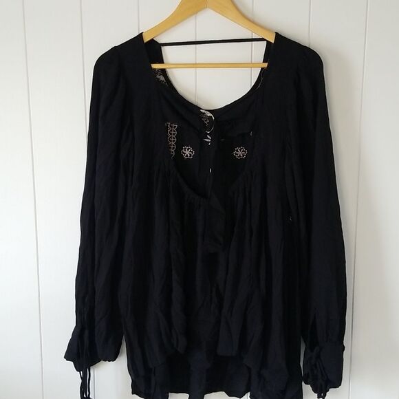 Anandas Collection Bali Birdie Peasant Top Embroidered Black Boho Hippie - Picture 6 of 9